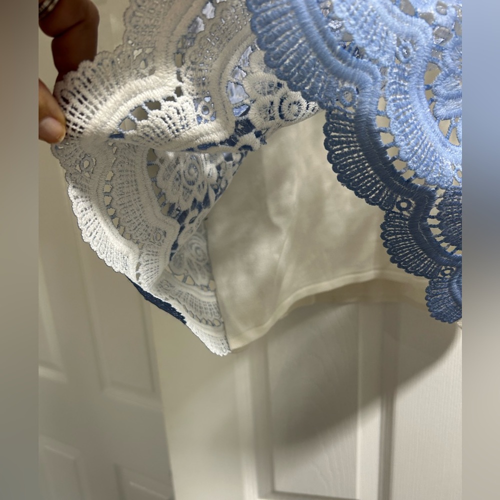 Alfred Dunner knit top with embroidered/lacey top front panel. New. Size L $16 - Picture 5 of 6